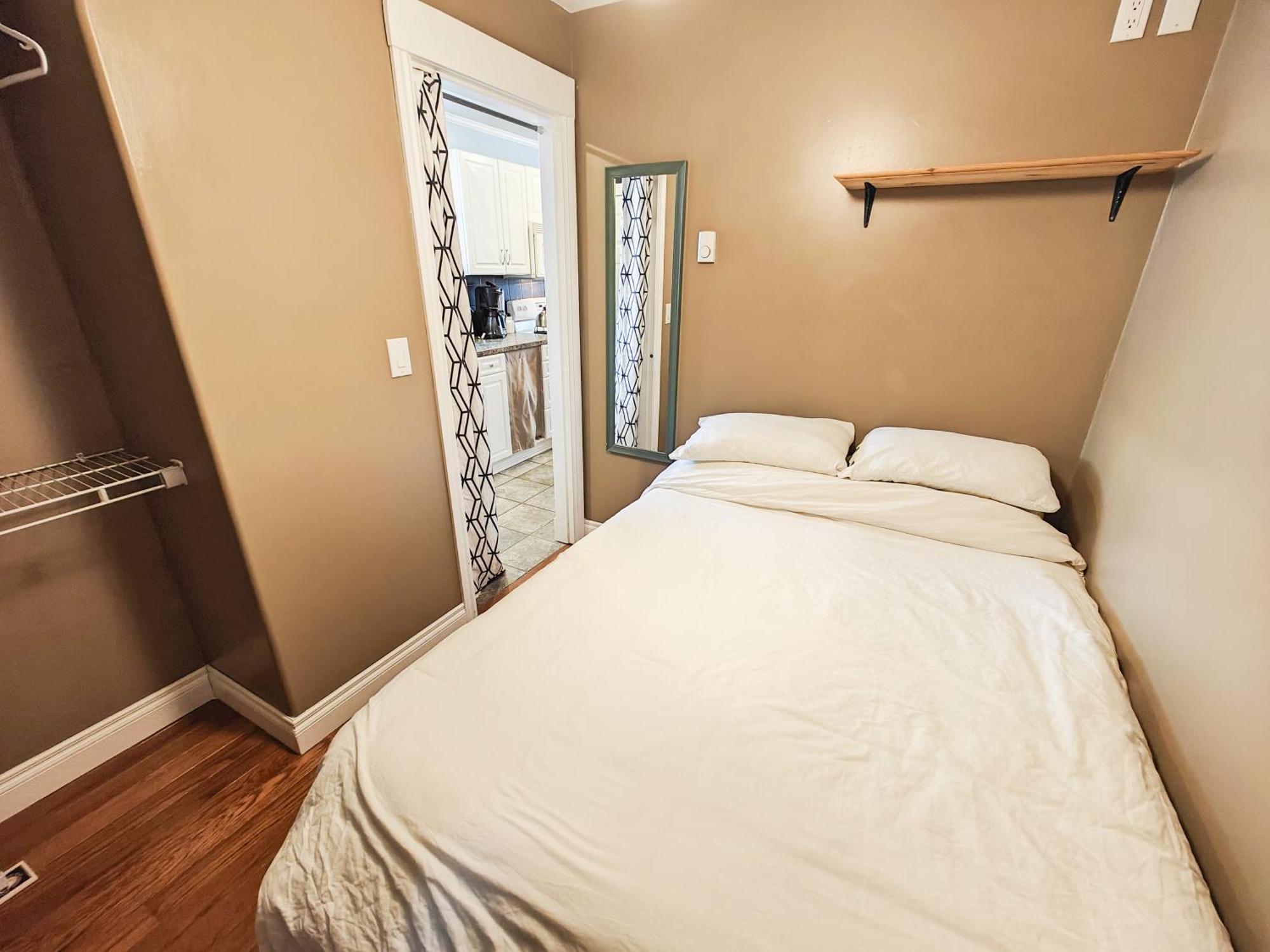 Downtown Whitehorse Apartment In Old Town Exteriör bild